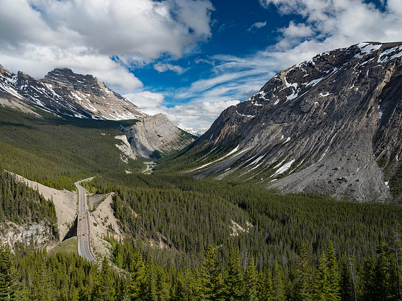 Icefields Parkway South from Big Bend