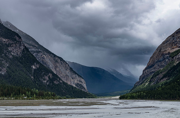 Kicking Horse Pass from Field